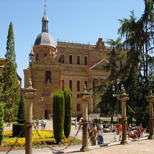 Palacio de Anaya y Facultad de Filología